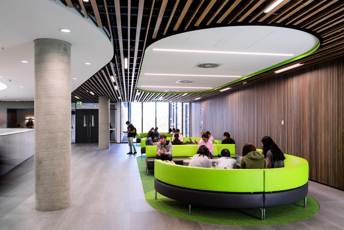 澳大利亚悉尼大学商学院-双层表皮建筑